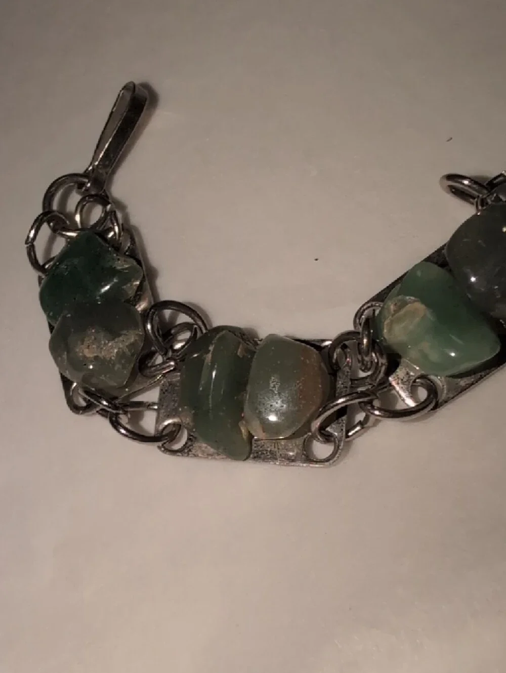 🌸2/$35🌸 Handcrafted Green Stone Silver Chain Link Bracelet - Picture 4 of 10